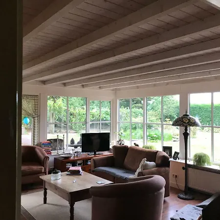 Idyllisch Plekje In Het Land Van Maas En Waal *
